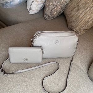 Michael Kors Fulton Crossbody & Wallet